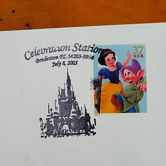 ART OF DISNEY CELEBRATION, JULY 8TH, 2005 CELEBRATION STATION. BRADENTON FLORIDA - Picture 8 of 11